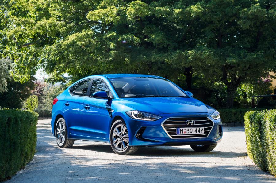  Hyundai Elantra 2016 года  (AU) (фото 12 из 28)